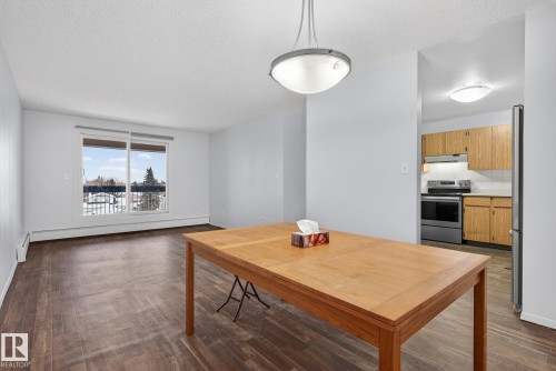 404 2628 Mill Woods Road E, Edmonton, AB - Indoor