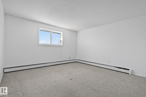 404 2628 Mill Woods Road E, Edmonton, AB - Indoor Photo Showing Other Room