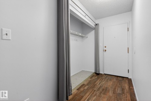 404 2628 Mill Woods Road E, Edmonton, AB - Indoor Photo Showing Other Room