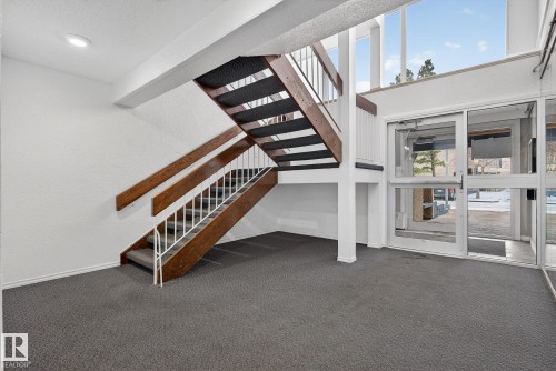 404 2628 Mill Woods Road E, Edmonton, AB - Indoor Photo Showing Other Room