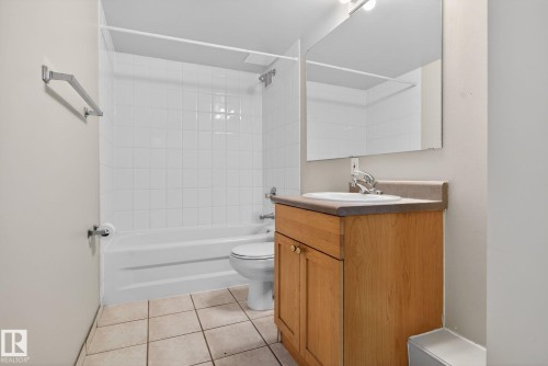 703 9730 106 Street, Edmonton, AB - Indoor Photo Showing Bathroom