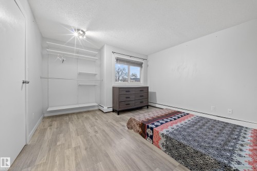 202 10615 156 Street, Edmonton, AB - Indoor Photo Showing Bedroom