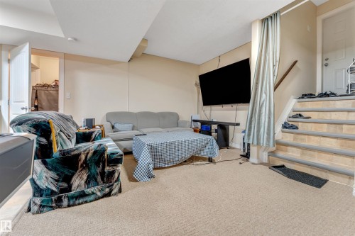 3015 24 Avenue, Edmonton, AB - Indoor Photo Showing Other Room