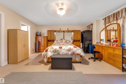 3015 24 Avenue, Edmonton, AB - Indoor