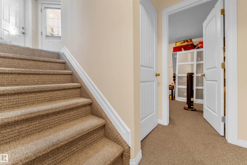 3015 24 Avenue, Edmonton, AB - Indoor Photo Showing Other Room