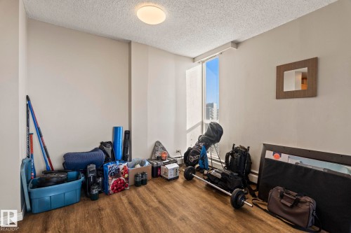 1602 10883 Saskatchewan Drive, Edmonton, AB - Indoor