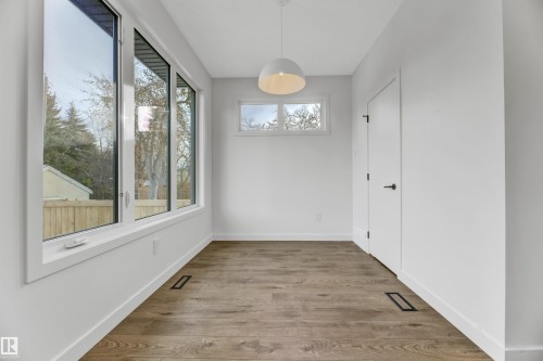 11711 129 Street, Edmonton, AB - Indoor Photo Showing Other Room