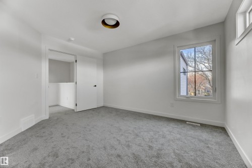 11711 129 Street, Edmonton, AB - Indoor Photo Showing Other Room