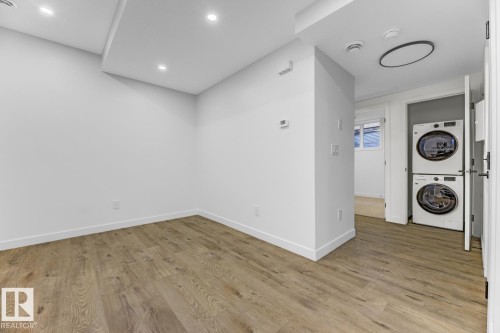 11711 129 Street, Edmonton, AB - Indoor Photo Showing Other Room