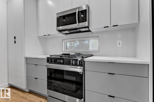 11711 129 Street, Edmonton, AB - Indoor Photo Showing Kitchen