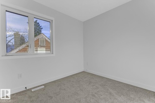11711 129 Street, Edmonton, AB - Indoor Photo Showing Other Room