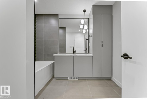 11711 129 Street, Edmonton, AB - Indoor Photo Showing Other Room