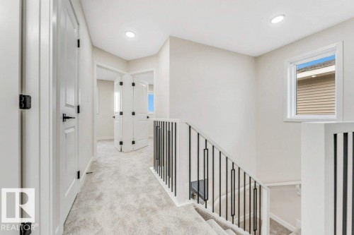 143 Pierwyck Loop, Spruce Grove, AB - Indoor Photo Showing Other Room