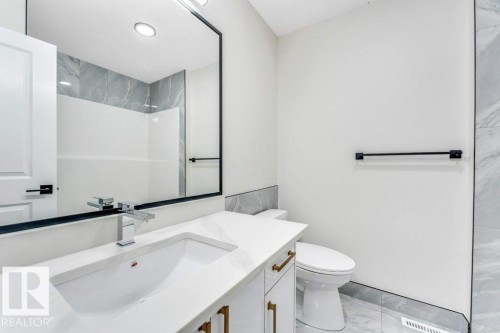 143 Pierwyck Loop, Spruce Grove, AB - Indoor Photo Showing Bathroom