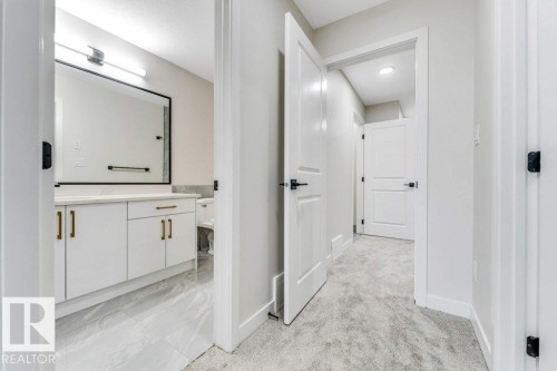 143 Pierwyck Loop, Spruce Grove, AB - Indoor Photo Showing Other Room