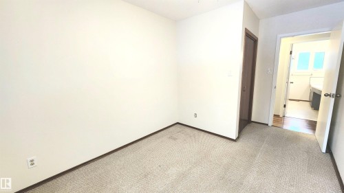 11447 127 Street, Edmonton, AB - Indoor Photo Showing Other Room