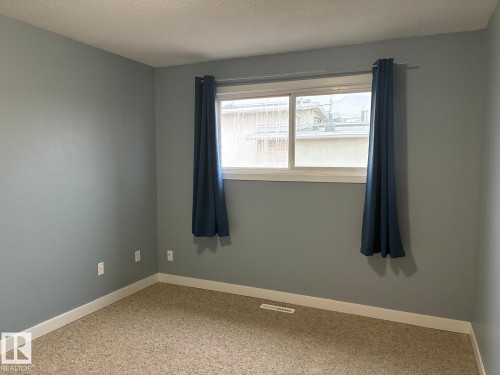 J 16405 89 Avenue, Edmonton, AB - Indoor