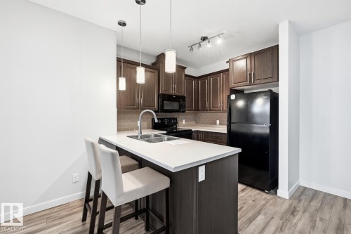 307 812 Welsh Drive, Edmonton, AB - Indoor Photo Showing Kitchen With Double Sink