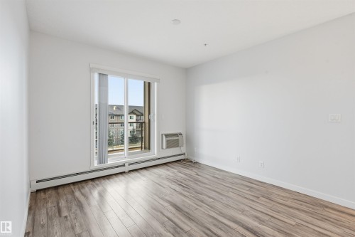 307 812 Welsh Drive, Edmonton, AB - Indoor Photo Showing Other Room