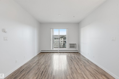 307 812 Welsh Drive, Edmonton, AB - Indoor Photo Showing Other Room
