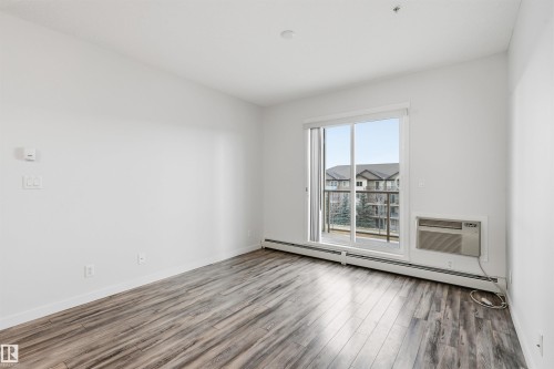 307 812 Welsh Drive, Edmonton, AB - Indoor Photo Showing Other Room