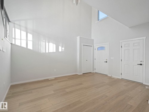 1212 25 Street, Edmonton, AB - Indoor Photo Showing Other Room