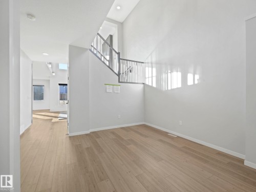 1212 25 Street, Edmonton, AB - Indoor Photo Showing Other Room