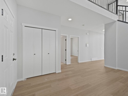 1212 25 Street, Edmonton, AB - Indoor Photo Showing Other Room