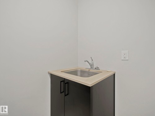 1212 25 Street, Edmonton, AB - 