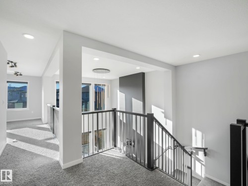 1212 25 Street, Edmonton, AB - Indoor Photo Showing Other Room