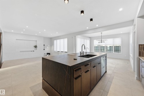 6038 Crawford Drive, Edmonton, AB - Indoor Photo Showing Kitchen With Double Sink