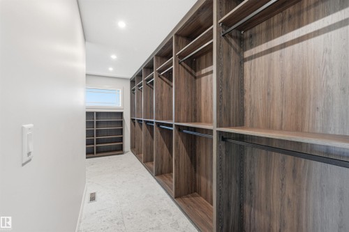 6038 Crawford Drive, Edmonton, AB - Indoor