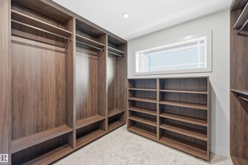 6038 Crawford Drive, Edmonton, AB - Indoor Photo Showing Other Room