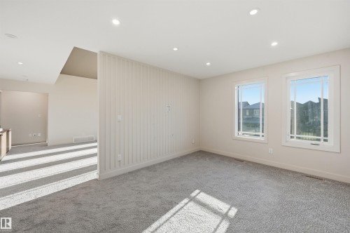 6038 Crawford Drive, Edmonton, AB - Indoor Photo Showing Other Room