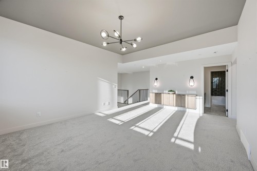6038 Crawford Drive, Edmonton, AB - Indoor Photo Showing Other Room