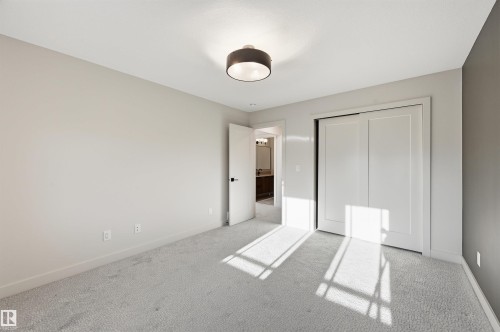6038 Crawford Drive, Edmonton, AB - Indoor Photo Showing Other Room