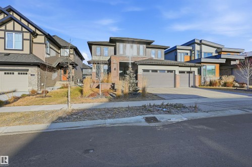 6038 Crawford Drive, Edmonton, AB - Outdoor
