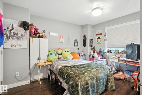 10436 154 Street, Edmonton, AB - Indoor Photo Showing Bedroom