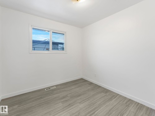 11412 134A Avenue, Edmonton, AB - Indoor Photo Showing Other Room