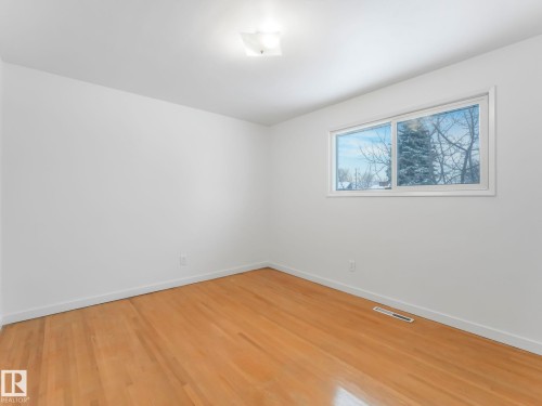 11412 134A Avenue, Edmonton, AB - Indoor Photo Showing Other Room