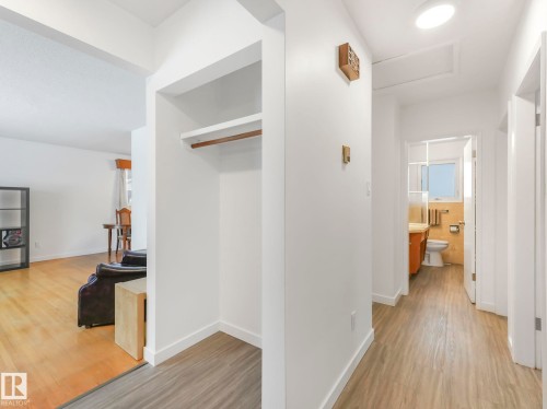 11412 134A Avenue, Edmonton, AB - Indoor Photo Showing Other Room