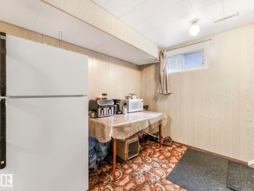 11412 134A Avenue, Edmonton, AB - Indoor Photo Showing Other Room