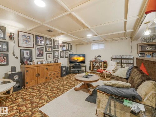 11412 134A Avenue, Edmonton, AB - Indoor