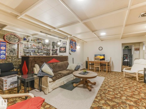 11412 134A Avenue, Edmonton, AB - Indoor