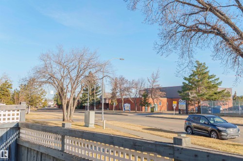 18418 62B Avenue, Edmonton, AB - Outdoor