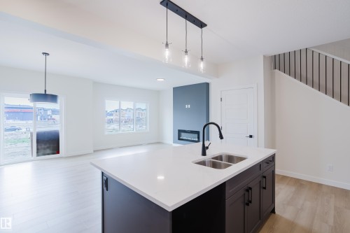 143 Catria Point(E), Sherwood Park, AB - Indoor Photo Showing Kitchen With Double Sink
