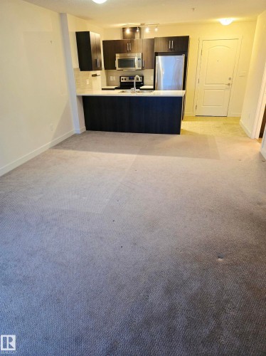 101 667 Watt Boulevard, Edmonton, AB - Indoor Photo Showing Kitchen