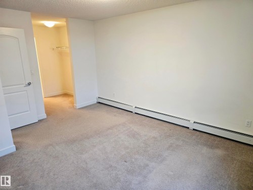 101 667 Watt Boulevard, Edmonton, AB - Indoor Photo Showing Other Room