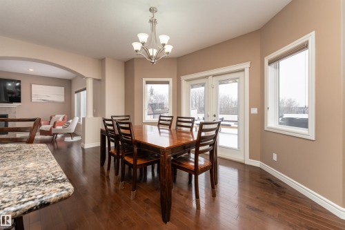 22 Vale Terrace, Fort Saskatchewan, AB - Indoor Photo Showing Dining Room