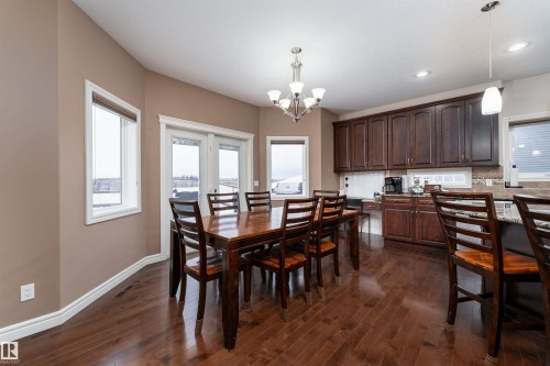 22 Vale Terrace, Fort Saskatchewan, AB - Indoor Photo Showing Dining Room